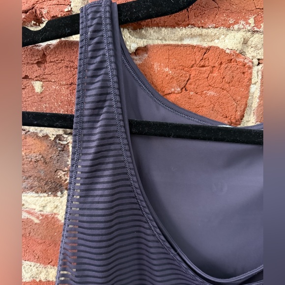 Lululemon Lean In Mesh Tank - Picture 8 of 10
